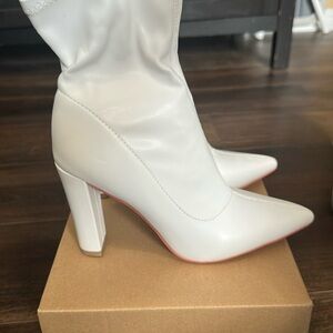Elegant White Women's Ankle Boots